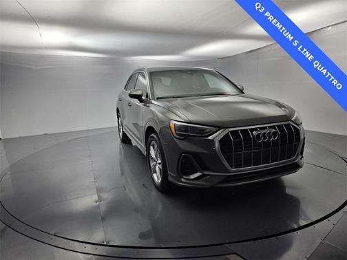 2022 Audi Q3 45 S line Premium