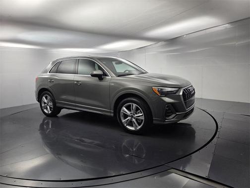 2022 Audi Q3 45 S line Premium