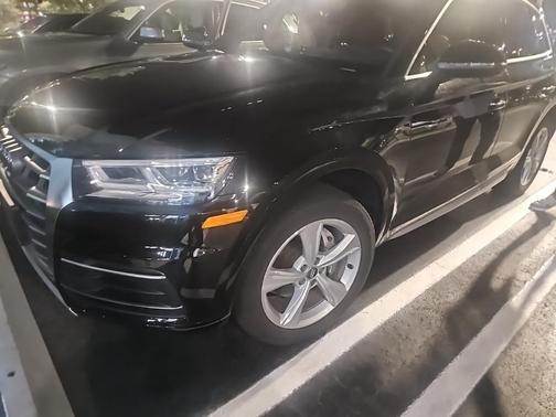 2020 Audi Q5 40 Premium Plus