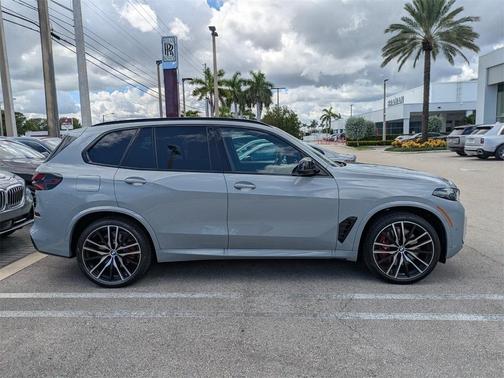 2026 BMW X5 M60i