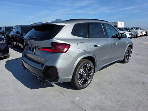 Pure 2026 BMW X1 M35i