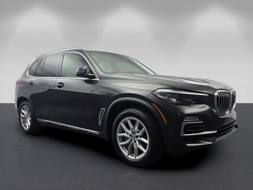 Dark Graphite Metallic 2021 BMW X5 xDrive40i