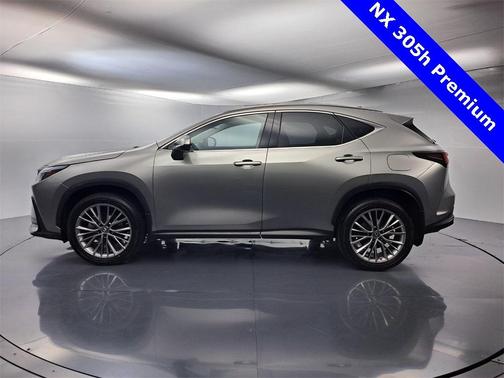 2022 Lexus NX 350h Premium