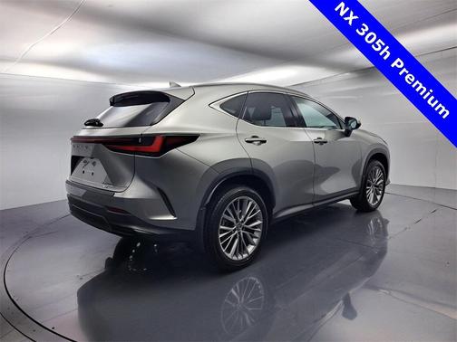 2022 Lexus NX 350h Premium