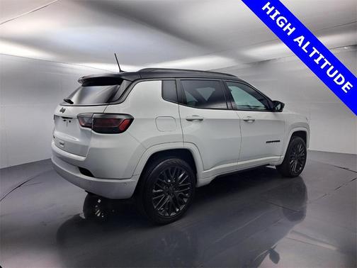 2022 Jeep Compass Altitude