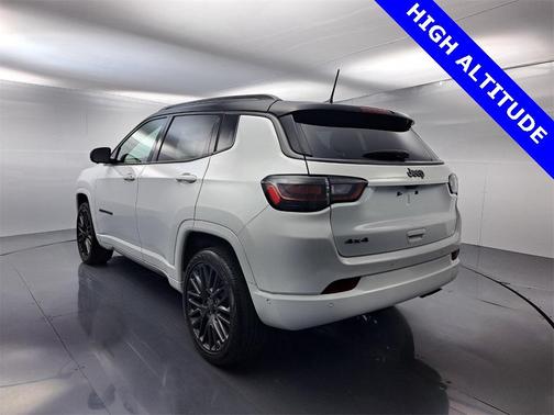 2022 Jeep Compass Altitude