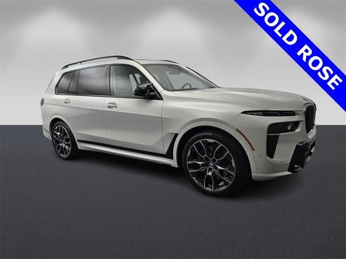 2024 BMW X7 M60i