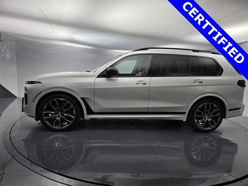 2024 BMW X7 M60i
