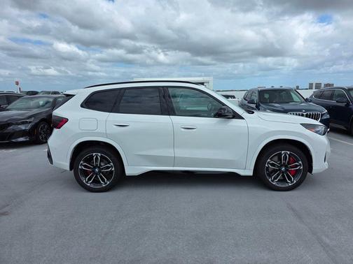 Alpine White 2026 BMW X1 xDrive28i