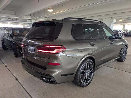 2026 BMW X7 M60i