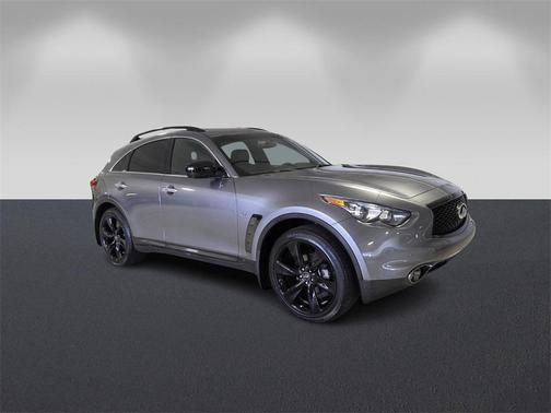 2017 INFINITI QX70 Base