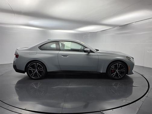 2024 BMW 230 i xDrive