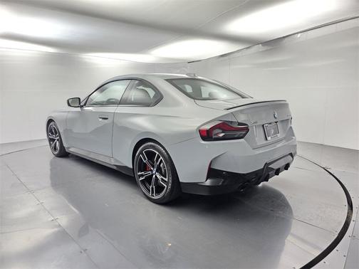 2024 BMW 230 i xDrive