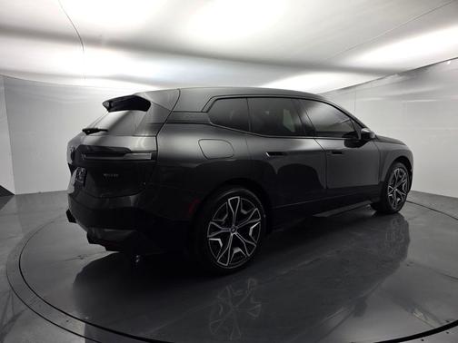 Dark Graphite Metallic 2024 BMW iX xDrive50