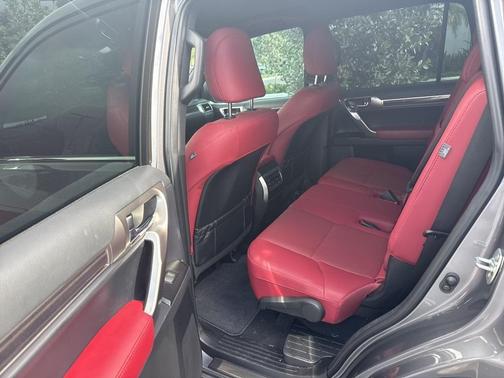 2023 Lexus GX 460 Base