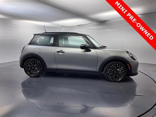 2025 MINI Hardtop SIGNATURE PLUS