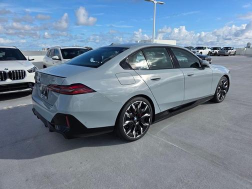 2026 BMW i5 xDrive40