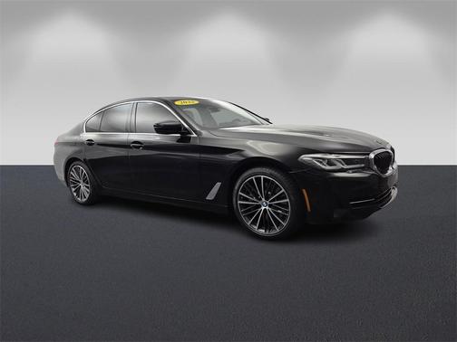 2022 BMW 530 i