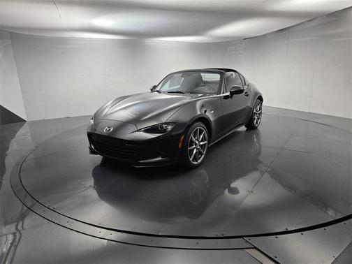 2022 Mazda MX-5 Miata RF Grand Touring