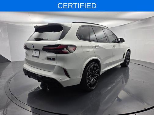 Mineral White Metallic 2026 BMW X5 M Competition