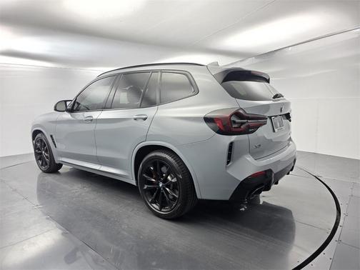 2024 BMW X3 M40i