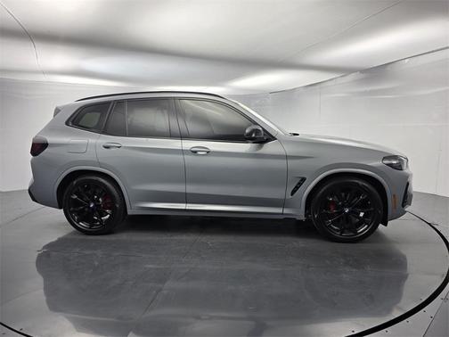 2024 BMW X3 M40i