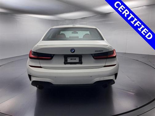 2022 BMW 330 i