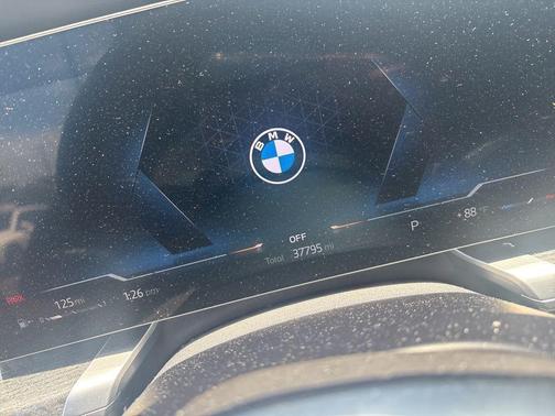 Black Sapphire Metallic 2023 BMW 740 i