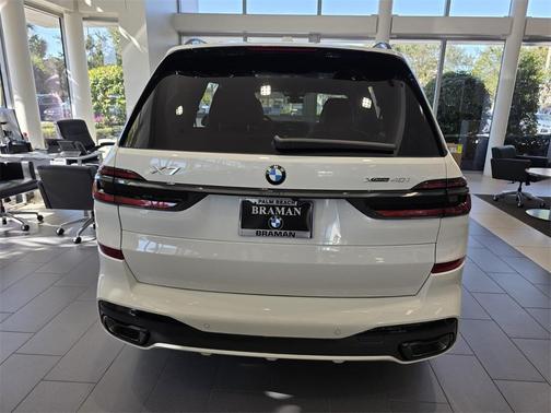 2026 BMW X7 xDrive40i