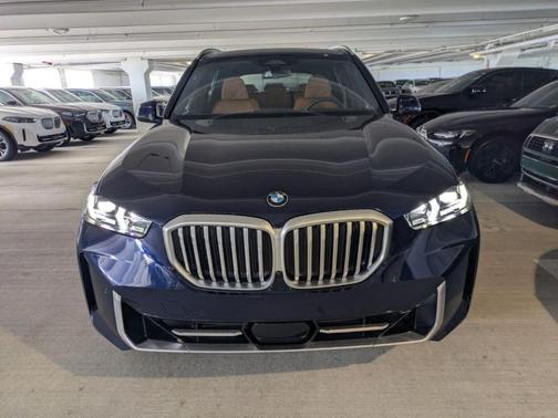 Tanzanite Blue II Metallic 2026 BMW X5 sDrive40i