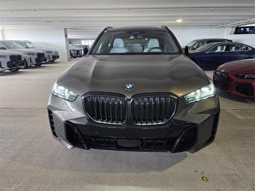 Manhattan Green Metallic 2026 BMW X5 sDrive40i
