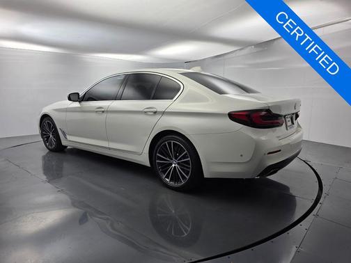 2021 BMW 540 i