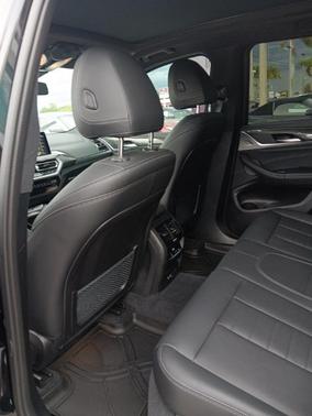 2022 BMW X3 M40i