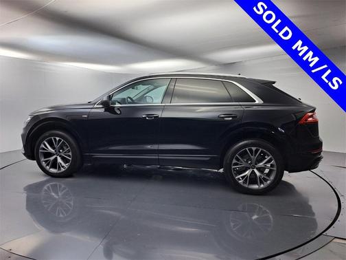 2023 Audi Q8 55 Premium Plus