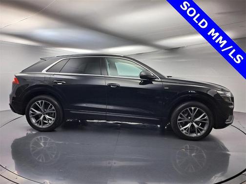 2023 Audi Q8 55 Premium Plus