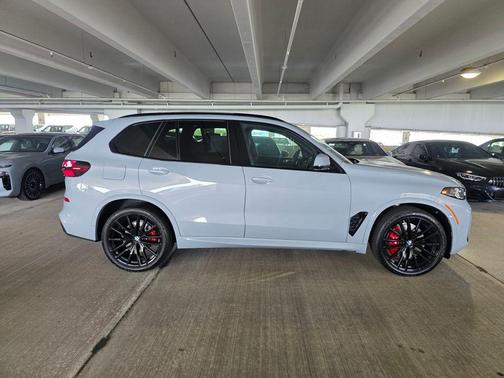 Gray Metallic 2026 BMW X5 sDrive40i