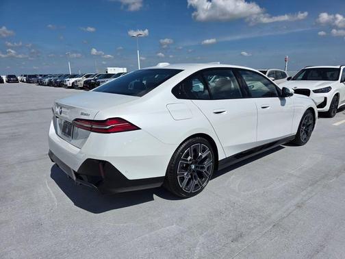 Mineral White Metallic 2027 BMW 530 i