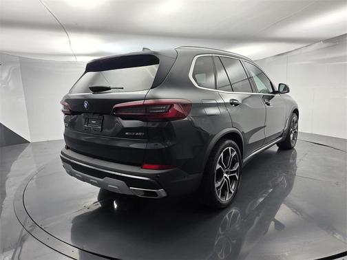 2023 BMW X5 sDrive40i