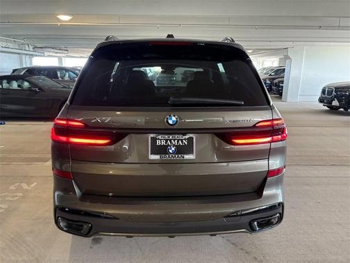 2026 BMW X7 xDrive40i