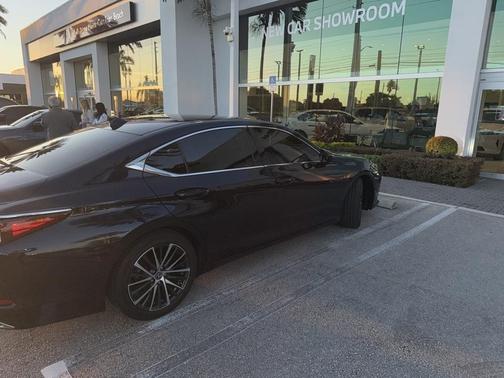 2024 Lexus ES 350 350