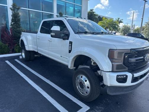 2022 Ford F-450 Lariat