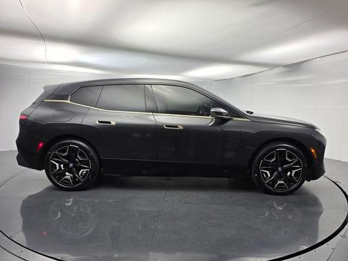 2023 BMW iX xDrive50