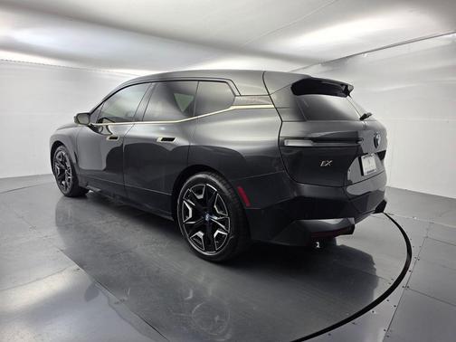 2023 BMW iX xDrive50
