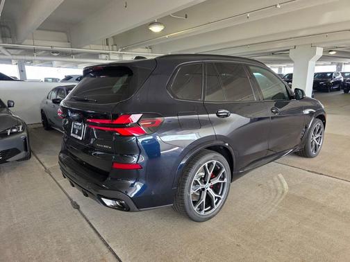 Carbon Black Metallic 2026 BMW X5 PHEV xDrive50e