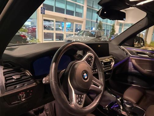 2023 BMW X3 M40i