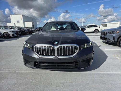 2026 BMW 530 i