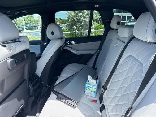 2023 BMW X5 sDrive40i