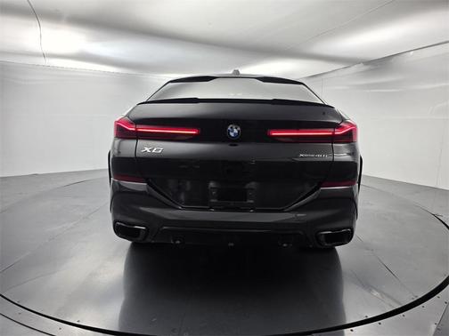 2024 BMW X6 xDrive40i