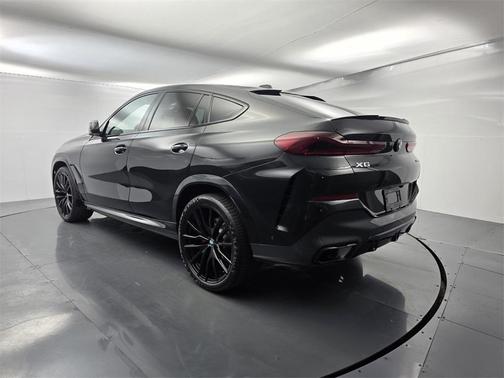 2024 BMW X6 xDrive40i