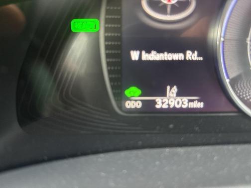 2019 Lexus ES 300h Luxury